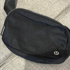 lululemon athletica Black Belt Bag Sleek Design